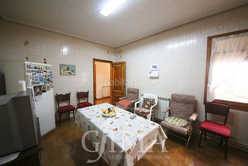 Foto a7e3b76b-b8a7-4b49-925d-6bfdf2198b6c. Casa amb calefacció aparcament a Tomelloso