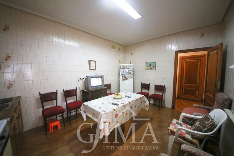 Foto b5bfd41d-42dc-43ac-bd77-99416c8da238. Casa amb calefacció aparcament a Tomelloso