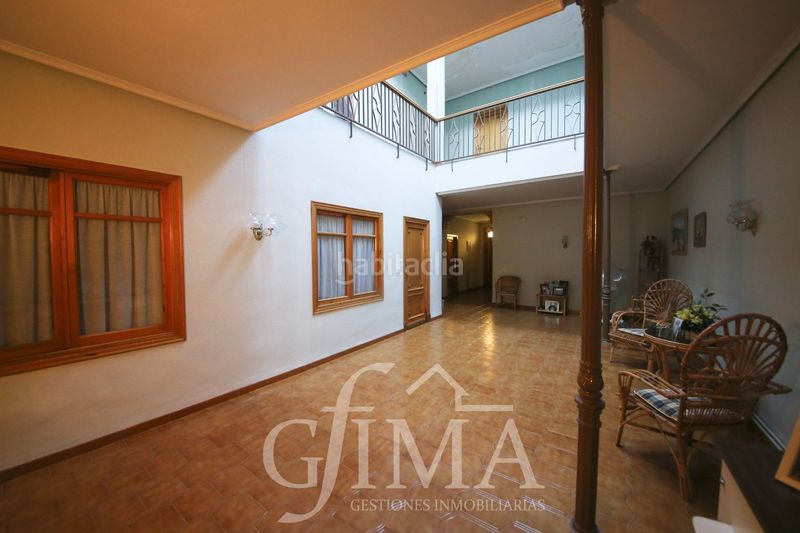 Foto ebe90579-850b-4b15-8443-e85cb3b15640. Casa amb calefacció aparcament a Tomelloso