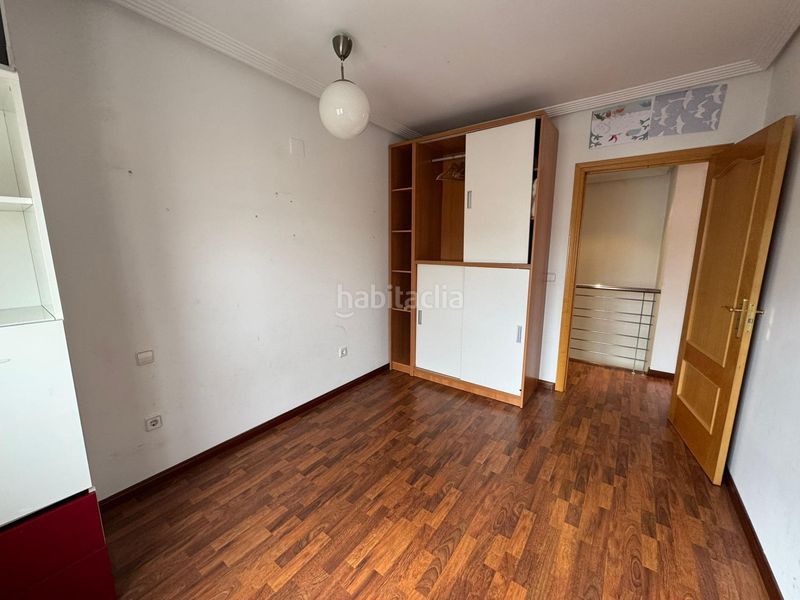 Foto 26423250-4ba5-4508-b3ba-7ec8de40c852. Casa adossada amb calefacció aparcament piscina a Poblete