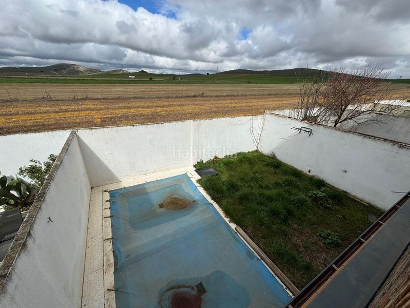 Foto 5935352f-2b95-4f84-85e8-2829c0e419ab. Casa adossada amb calefacció aparcament piscina a Poblete