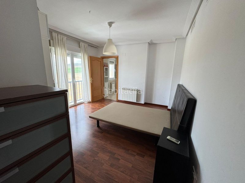 Foto cdb6157f-a7ea-4776-b613-af65b7770109. Casa adossada amb calefacció aparcament piscina a Poblete