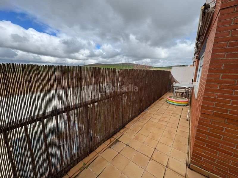 Foto e012108a-514d-42fe-853a-1cd8f504d7fb. Casa adossada amb calefacció aparcament piscina a Poblete