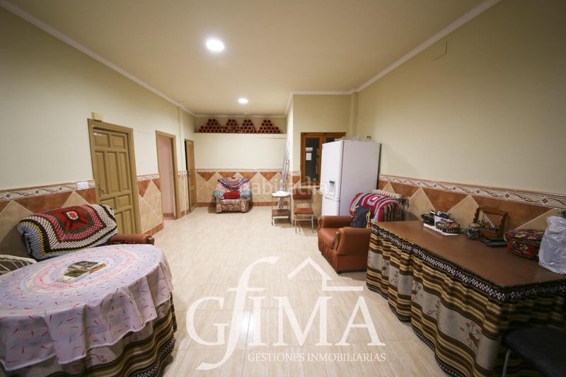 Foto 0e5cd5dd-0a8e-43a4-aed8-93d89e2ec667. Edifici a Tomelloso