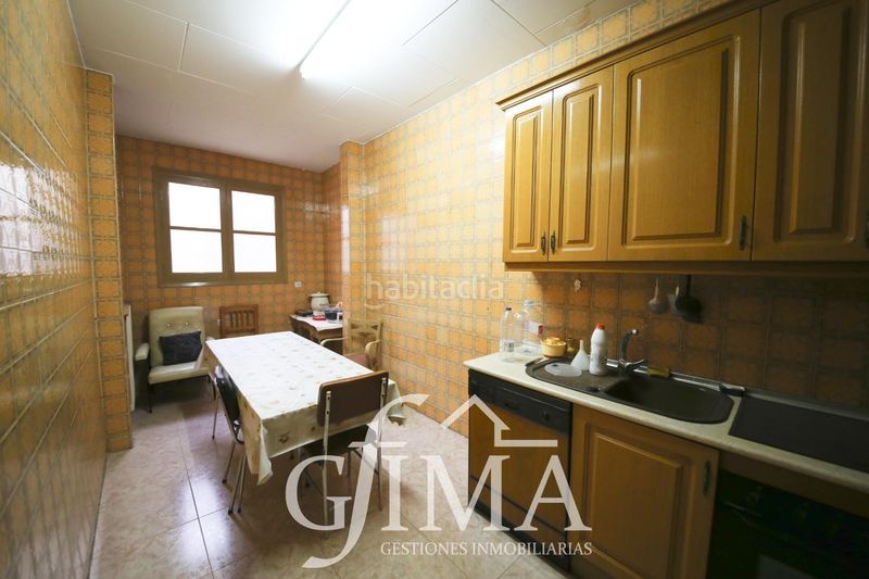 Foto 1cd49999-4e00-4ab7-a80a-f6c93ed97d92. Edifici a Tomelloso