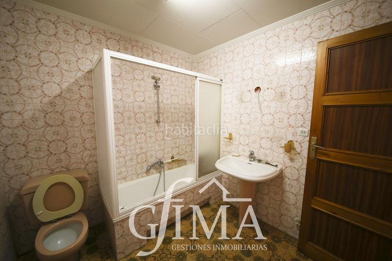 Foto 6ce3dd29-340f-4482-a5c4-470b9ba4ef3d. Edifici a Tomelloso