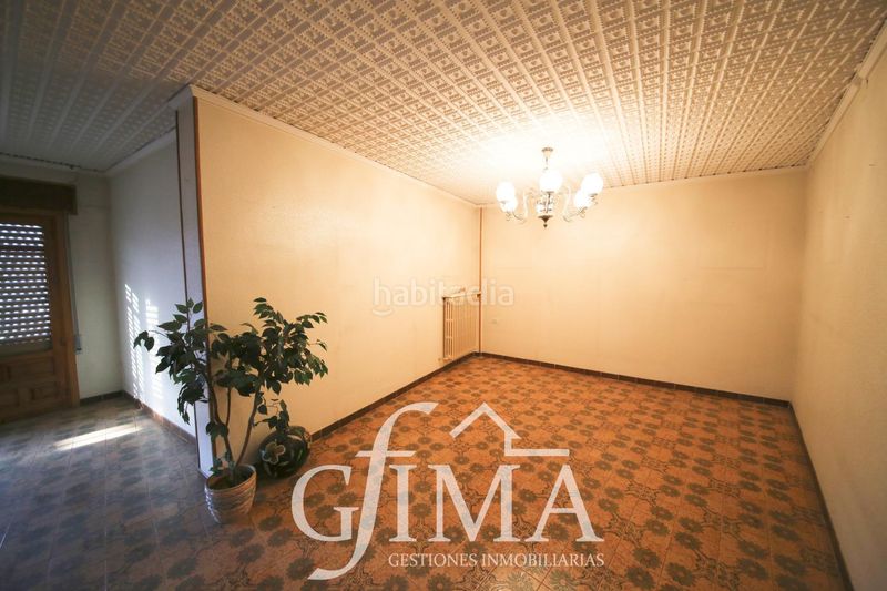 Foto a753121d-b66c-4aca-8c55-88a031ca23d5. Edifici a Tomelloso