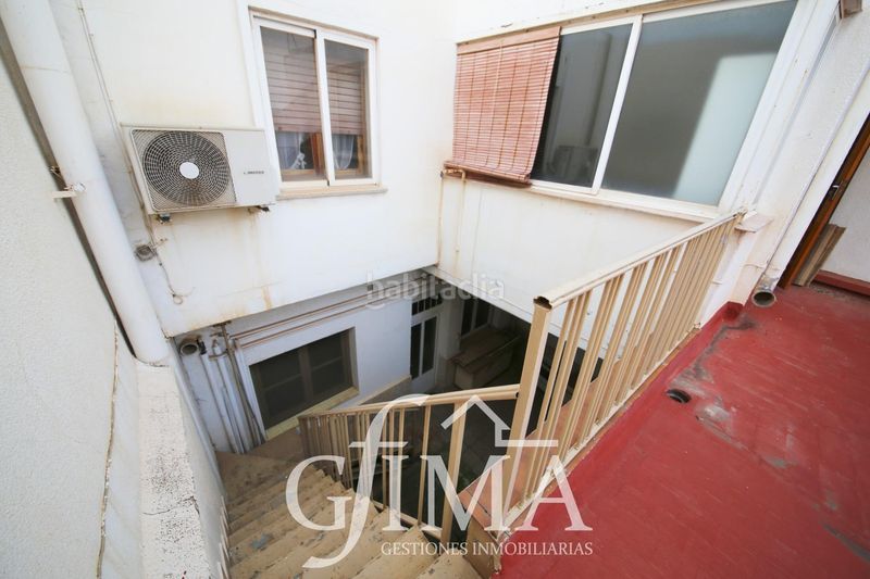 Foto bd39fed8-fda6-4a8d-84e6-fa25b2cf9368. Edifici a Tomelloso