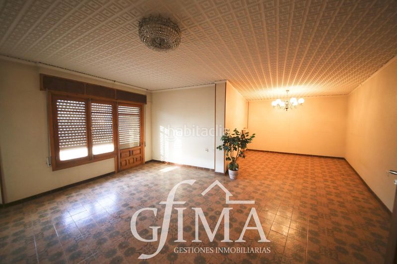 Foto ff754c3c-13d5-4d7e-8c6b-937c482d4665. Edifici a Tomelloso