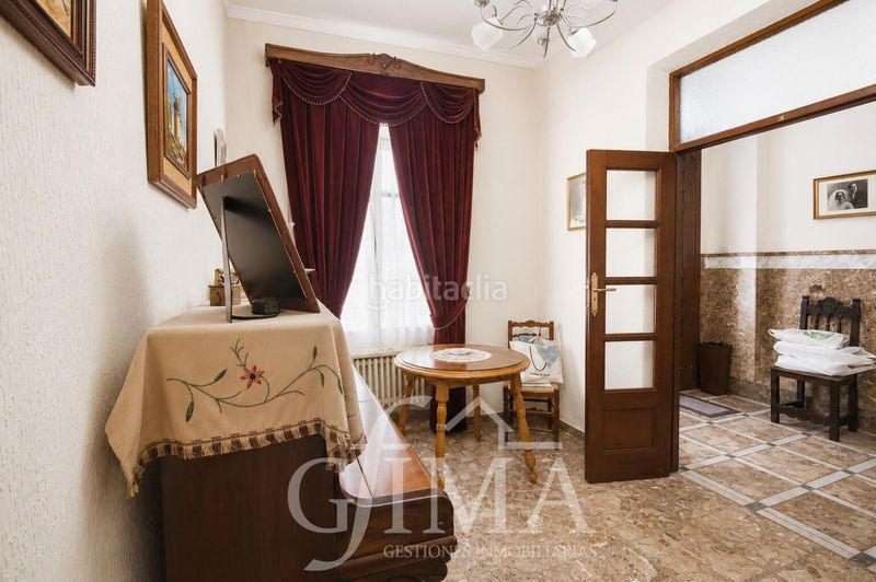 Foto faba15c8-3d48-4759-b147-c330e0ecd685. Edifici a galileo 12 a Tomelloso