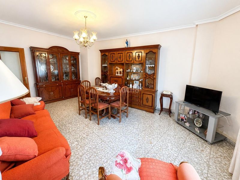 Foto 3418afab-00ca-4dbc-9b68-88de39c59d60. Semi detached house with heating parking in Miguelturra