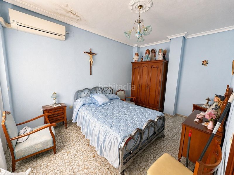 Foto 74a9789b-bf8d-40fc-b68f-5b374d615c0a. Semi detached house with heating parking in Miguelturra