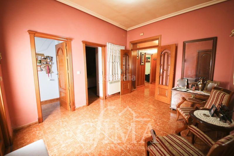 Foto 0a2d0870-da90-454b-8f61-697bcb0a51d4. Casa amb calefacció aparcament a Tomelloso