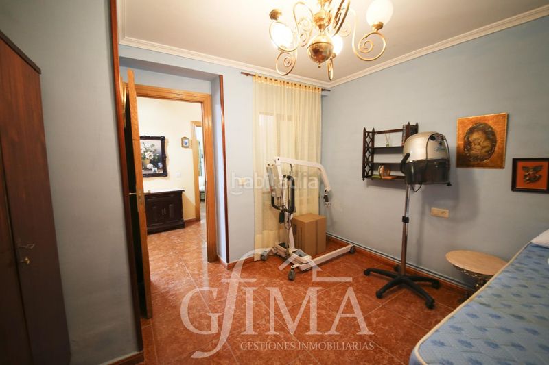 Foto cd3c9b7d-79de-4012-8f48-21d44e5c5216. Casa amb calefacció aparcament a Tomelloso