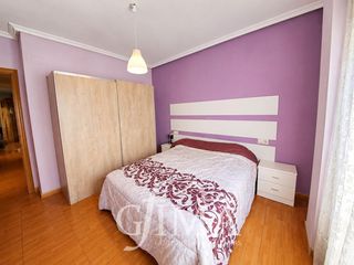 Pis a Tomelloso. Piso en zona cdon victor con patio y garaje en tomelloso