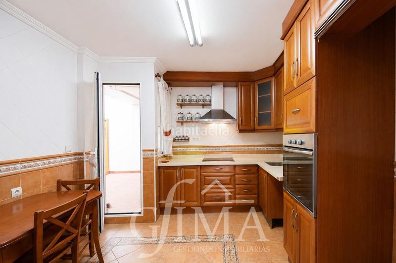 Foto c432caa3-8321-4a05-86f2-fb03d60ec378. Pis amb calefacció aparcament a Tomelloso