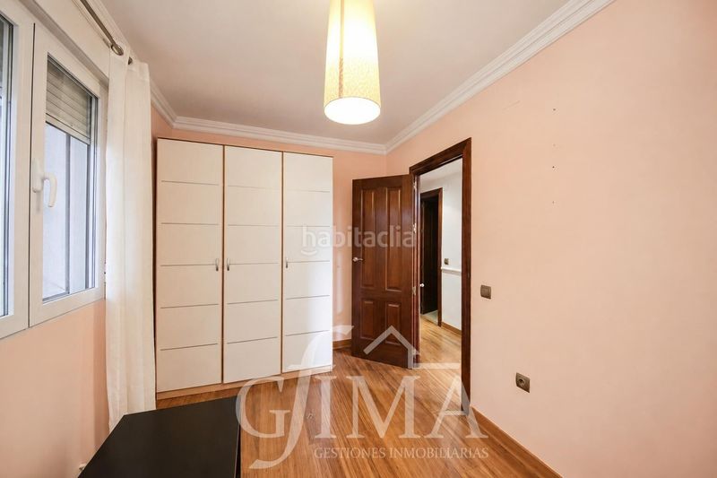 Foto f86ec312-d439-4257-9513-eb42acbbd4d3. Pis amb calefacció aparcament a Tomelloso
