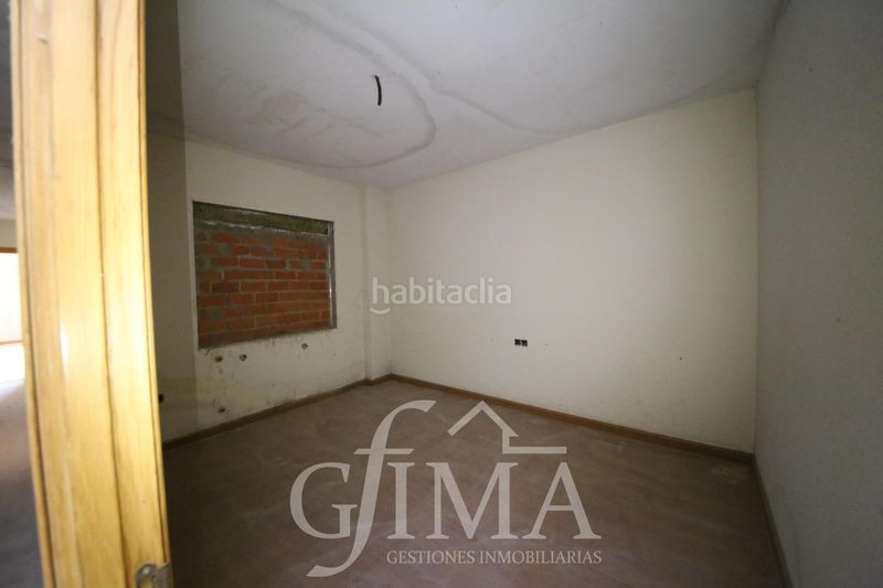 Foto 70b80519-1107-43a6-935b-219ddd69c9b5. Edificio in Argamasilla de Alba