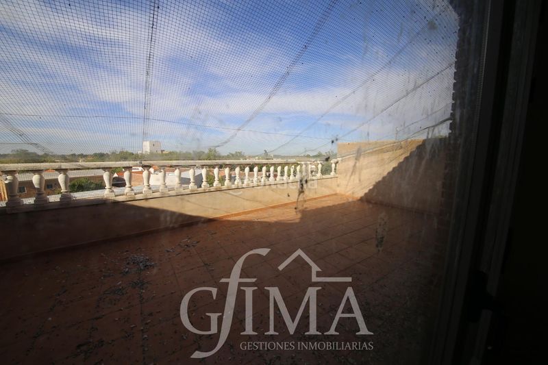 Foto d7e2cc44-d605-4f4c-b97f-003c459aa9bc. Edificio in Argamasilla de Alba