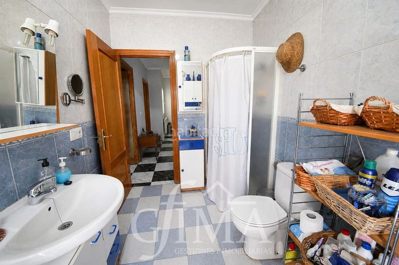 Foto b460a478-aba6-49c4-ac4d-646d961ba30d. Casa amb calefacció aparcament a Tomelloso