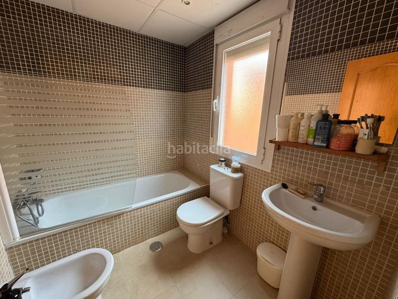 Foto ad733fd1-f18f-4436-857b-b36dbd4da6d2. Casa adossada amb calefacció aparcament piscina a Poblete