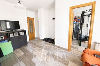 Pis a Tomelloso. Piso reformado de dos dormitorios con garaje en pleno centro de