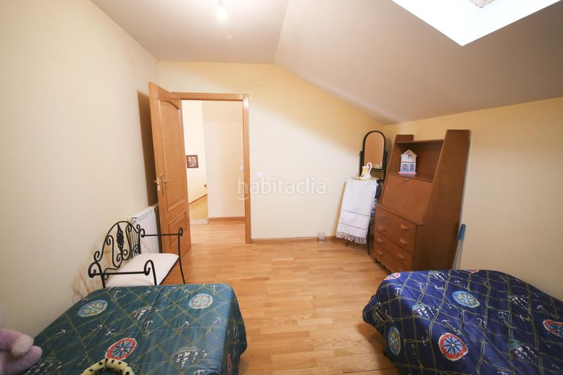 Foto 5a13e95a-2bdf-4eee-a70c-4e7065e8abb0. Dúplex amb calefacció aparcament a Tomelloso