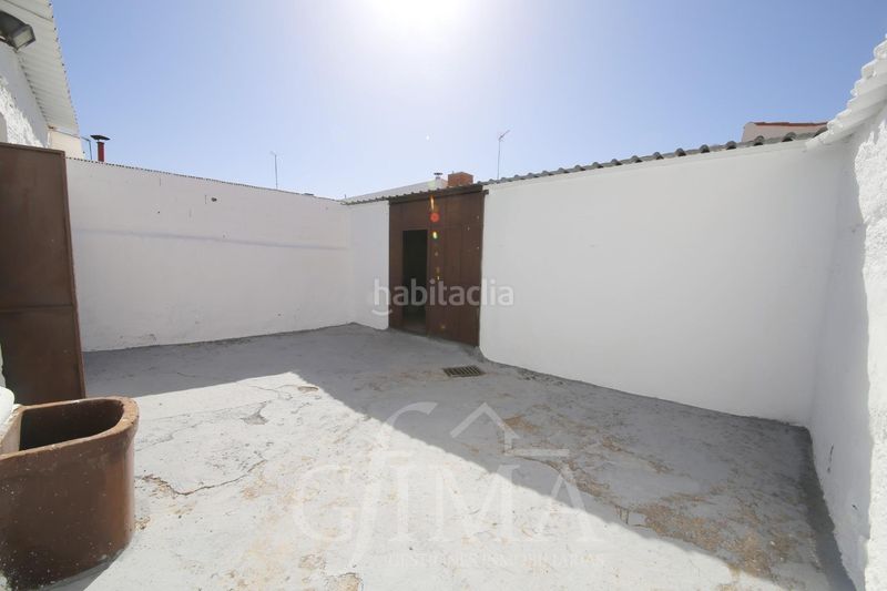 Foto 8da1d70c-5d73-43b9-afbd-e802bbf68aeb. Haus mit parking in Tomelloso