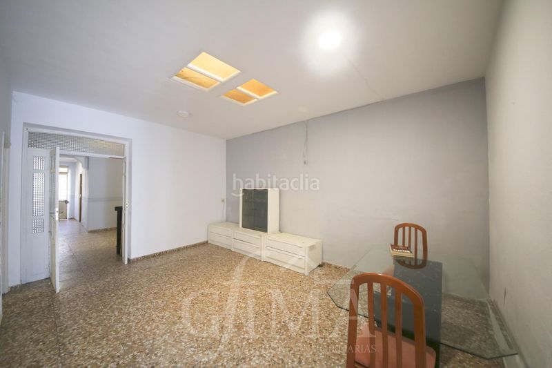 Foto 9c4ef420-d8ab-46cc-8d44-fae22576d07f. Haus mit parking in Tomelloso