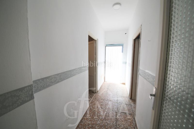 Foto b35da603-4e7c-45b4-82b3-6c4f92589403. Haus mit parking in Tomelloso