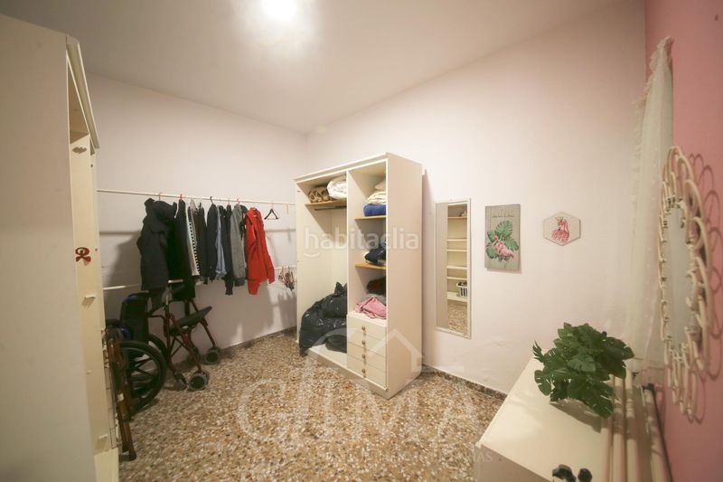 Foto cfd4123a-2a86-4ebd-b4c7-b97737e876a8. Haus mit parking in Tomelloso