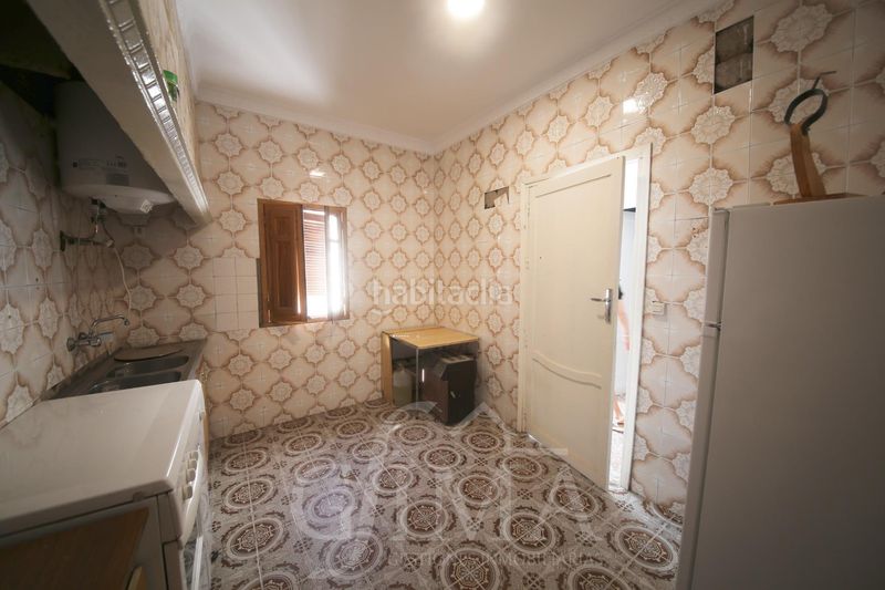 Foto e9dc2f9a-7310-4f3f-b553-67031288370c. Haus mit parking in Tomelloso