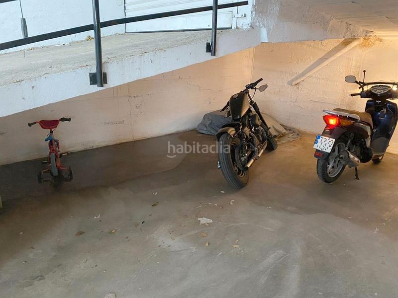 Foto 8f1b8fee-06a5-48ec-9f74-ba32b6dd2fbb. Parking coche diferents places en Eixample Sud-Migdia Girona