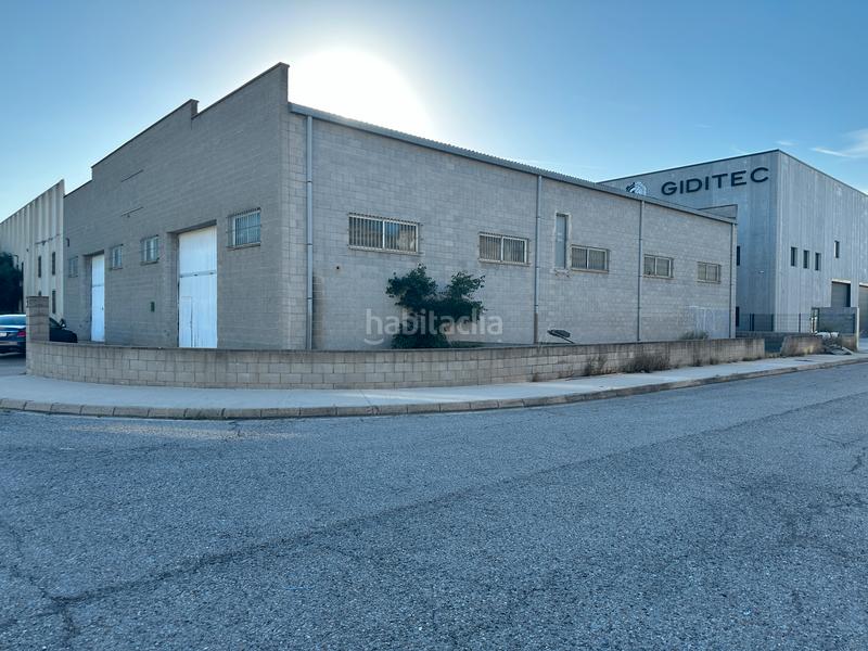 Foto 40b459aa-101a-4ca4-a400-07b973b30b1c. Fabrikhalle in Celrà