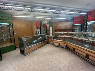 Rent Business premise in Eixample Nord. Local comercial de lloguer o compra,  centre de girona.