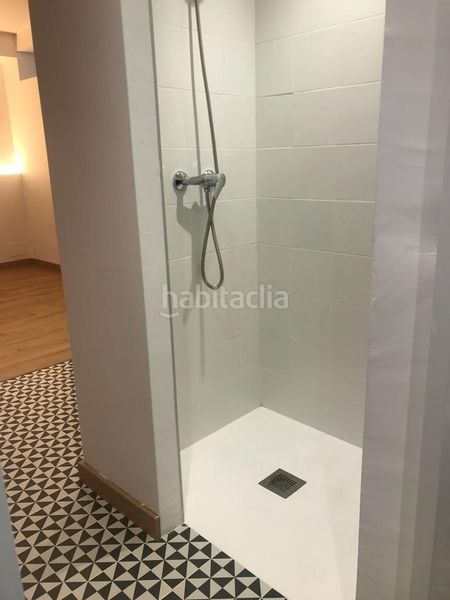 Foto 1592cc31-be1b-4b4f-8d77-7bb98c5446ac. Apartament amb calefacció aparcament a Eixample Sud-Migdia Girona