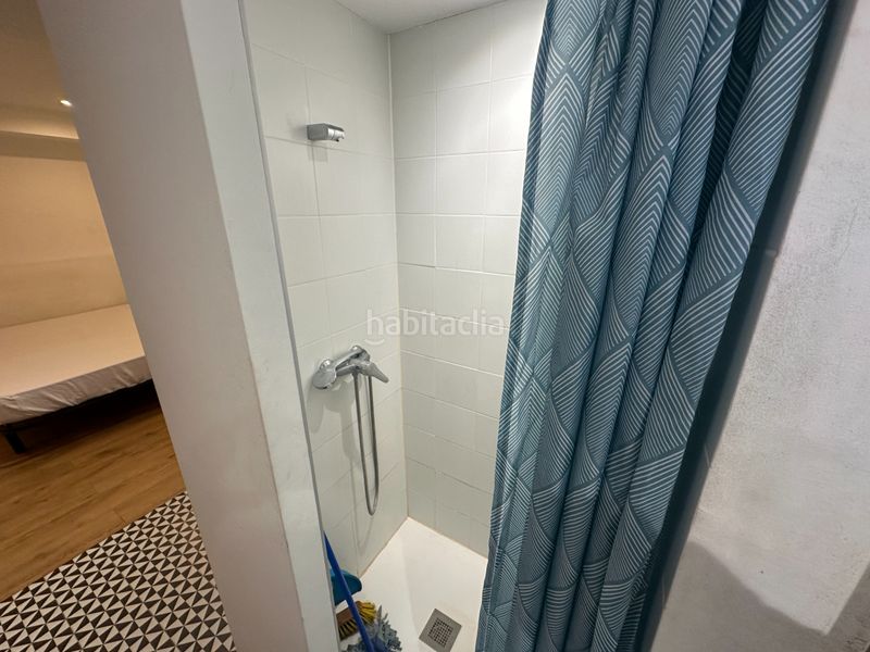Foto a9565ab8-526c-4a79-ab42-fa1124a7c156. Apartament amb calefacció aparcament a Eixample Sud-Migdia Girona