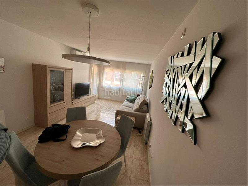 Foto 8b97231d-675b-4623-9b7d-f8e82e0b40e2. Alquiler piso pis de 87 m² amb terrassa, pàrquing i traster en Girona