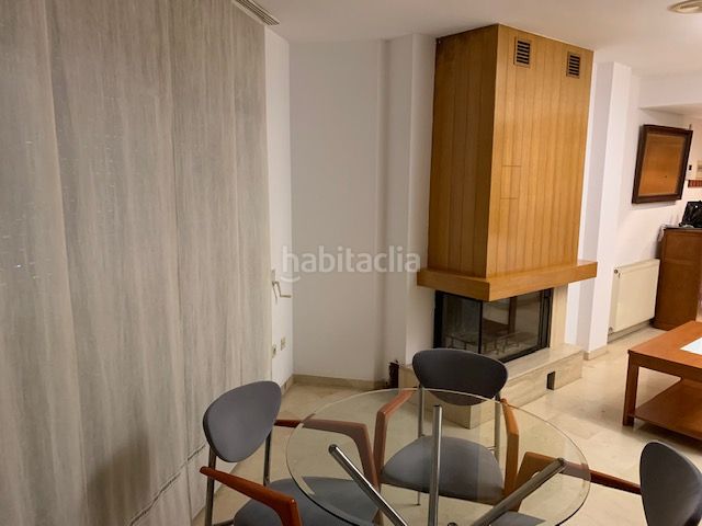 Foto 7989f45e-f9d1-4662-aa20-d372934712cf. Àtic amb xemeneia calefacció aparcament a Montilivi Girona