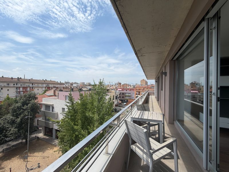 Foto 3ca752a6-14f0-47e3-adf2-5cab3b5df3df. Rent flat with heating parking in Eixample Sud-Migdia Girona