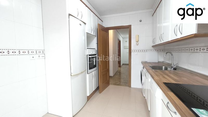 Foto 2bd2133f-ab36-4010-aaaa-63d321cbd0d0. Casa adossada amb calefacció aparcament a San Fernando - Carretera de Valencia Cuenca