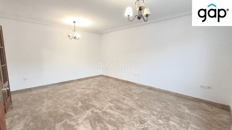 Foto 53bbafa1-8596-4726-84ab-33051b0615cb. Casa adossada amb calefacció aparcament a San Fernando - Carretera de Valencia Cuenca