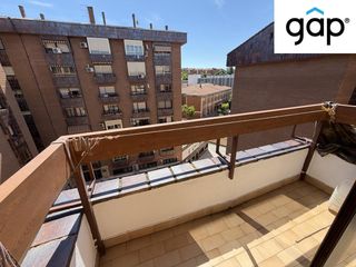 Rent Flat in San Fernando - Carretera de Valencia. Piso en alquiler para estudiantes en zona hermanos becerril