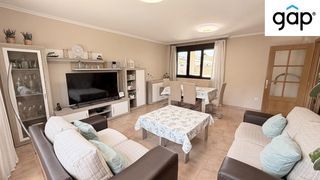 House  Urbanización cañada molina. Impecable chalet a la venta en cañada molina