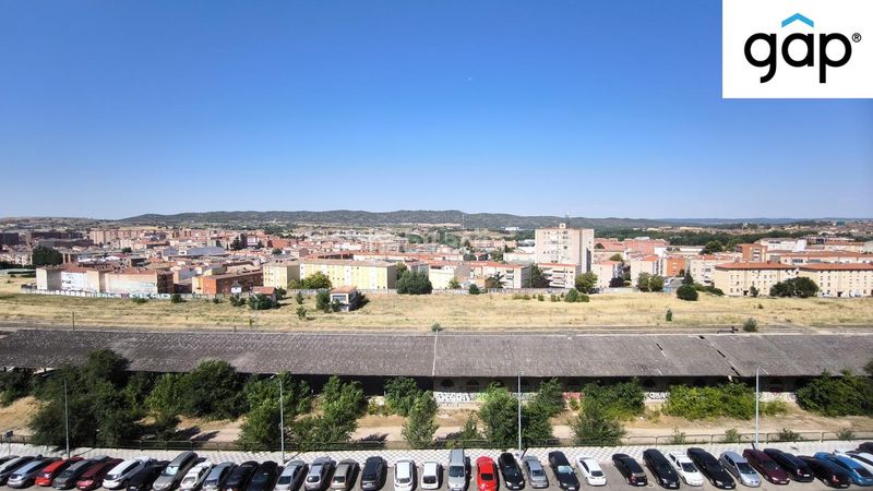 Foto dcac3719-ee5d-4884-b602-3a0e1e5ea4cc. Pis amb calefacció aparcament a Centro Cuenca