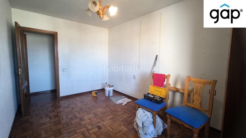 Foto eaba9f8d-8d87-408b-ab01-978856a7cbc1. Pis amb calefacció aparcament a Centro Cuenca