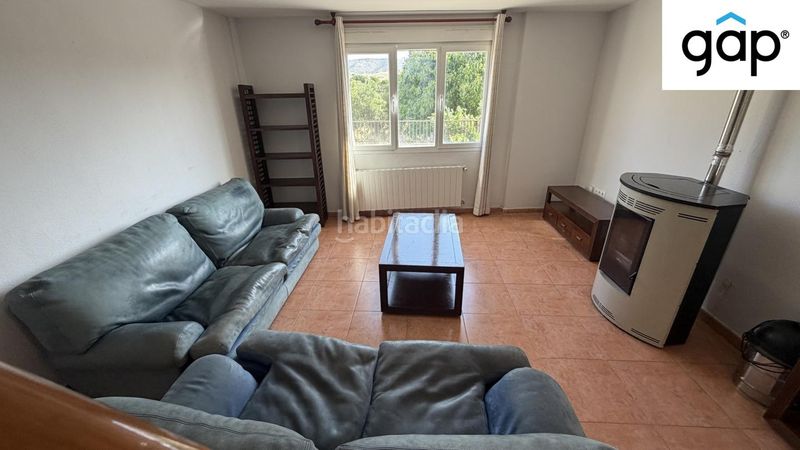 Foto cbe1df6f-b64e-4876-a4e9-d41649f2681e. Casa a San Fernando - Carretera de Valencia Cuenca
