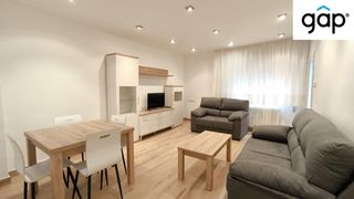 Rent Flat  Calle de noheda. Piso en alquiler en el centro. funcionarios