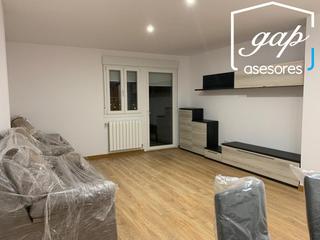 Location Appartement  De la infanta paz de borbón. Piso en zona de expansion. funcionarios