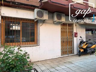 Rent Business premise  San cosme. Local adaptado como oficinas en el barrio de la fuente del oro